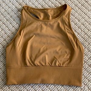 Ebb to Train Bra*Medium Support, C/D Cup (size 6)